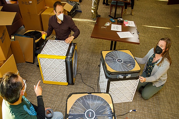 กล่อง คอร์ซี-โรเซนธาล แบบธรรมดาสามารถช่วยลดการสัมผัสสารมลพิษทางอากาศภายในอาคารได้